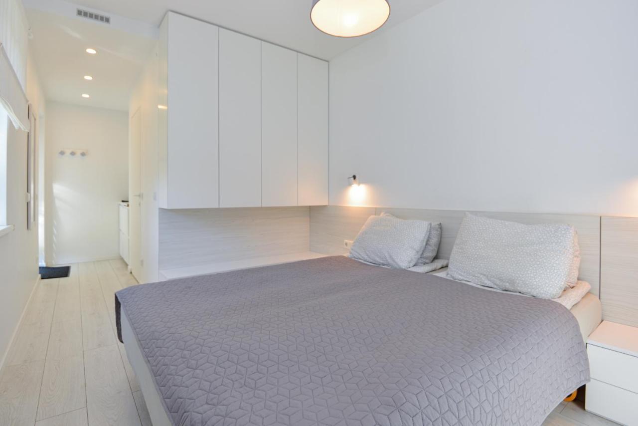 Apartment Amber White Nida Bagian luar foto